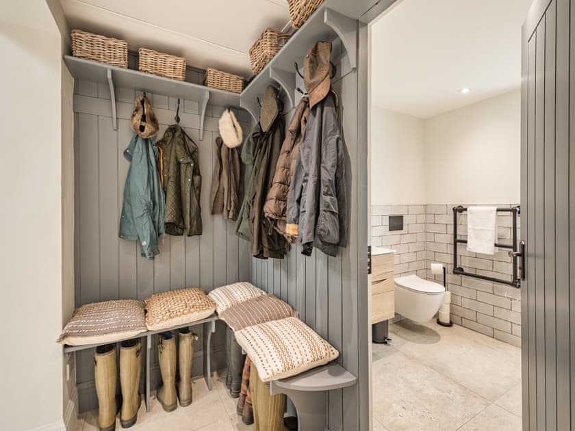 Bathroom | Ysgubor Caemai, Wrexham