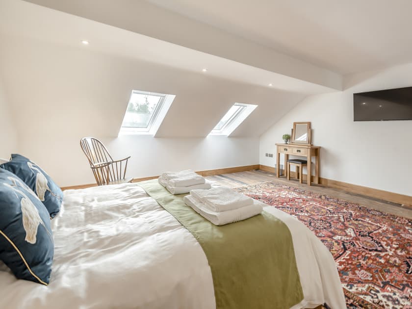 Double bedroom | Heron’s Den - Langton Hill Retreats, Langton Hill, near Horncastle