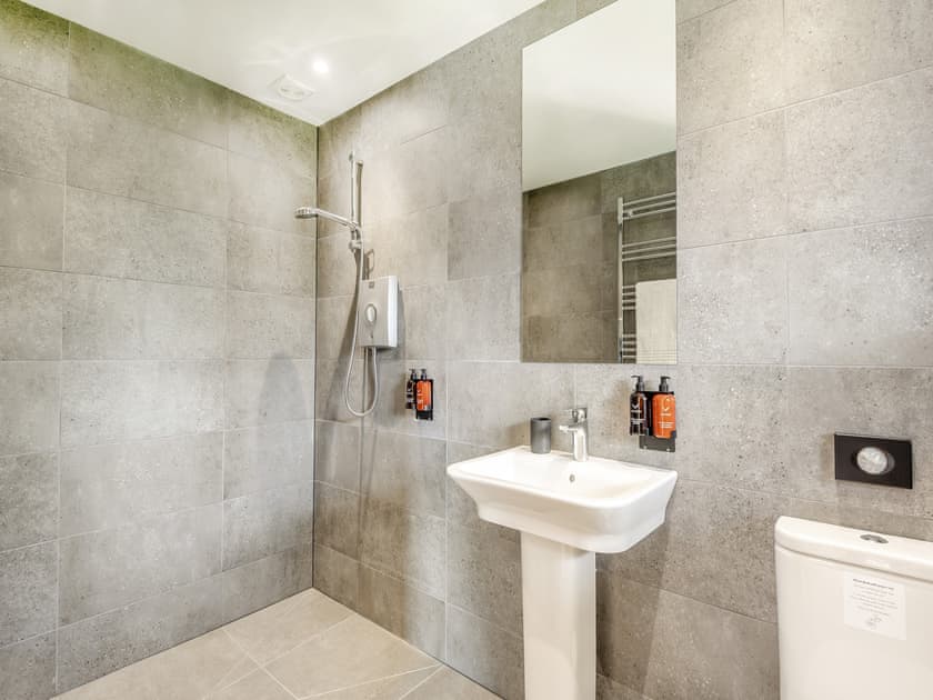 Bathroom | Heron’s Den - Langton Hill Retreats, Langton Hill, near Horncastle
