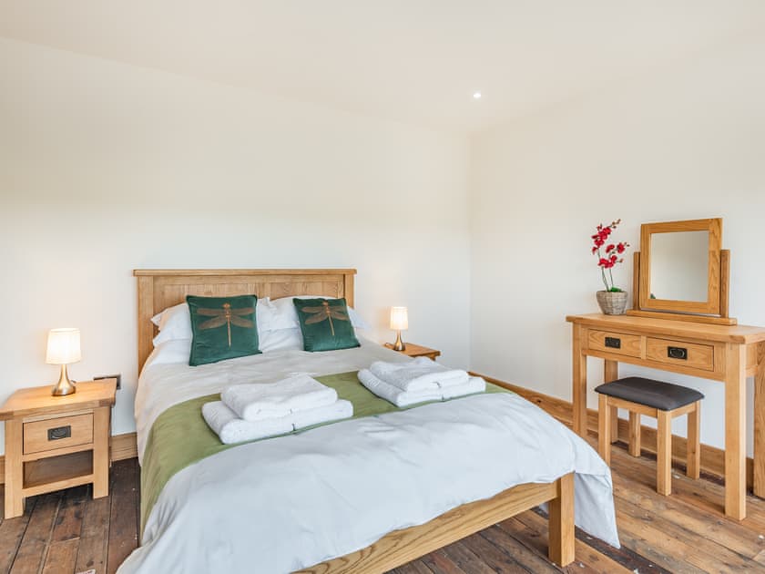 Double bedroom | Dragonfly Den - Langton Hill Retreats, Langton Hill, near Horncastle