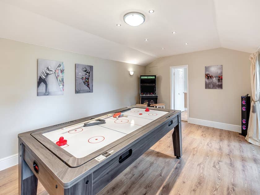 Games room | Whydown Cottage, Bexhill-on-Sea