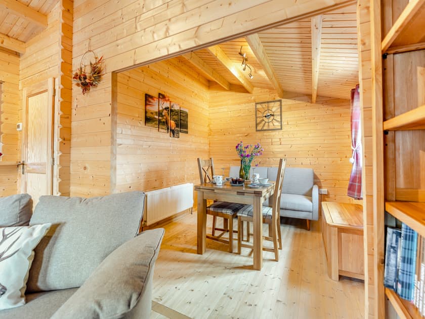 Dining Area | Lochinvar Clydesdale Cabin - Lochinvar Lets, Plains, near Airdrie