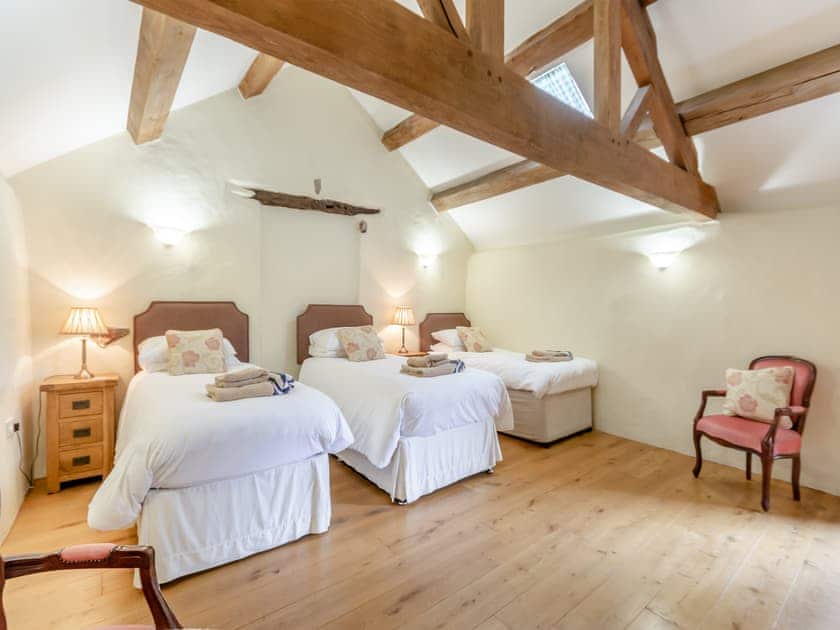 Triple bedroom | Swaledale Cottage - Broad Ecton Farm, Wetton, Ashbourne