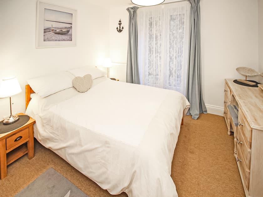 Double bedroom | Captain Jack’s, Porthmadog