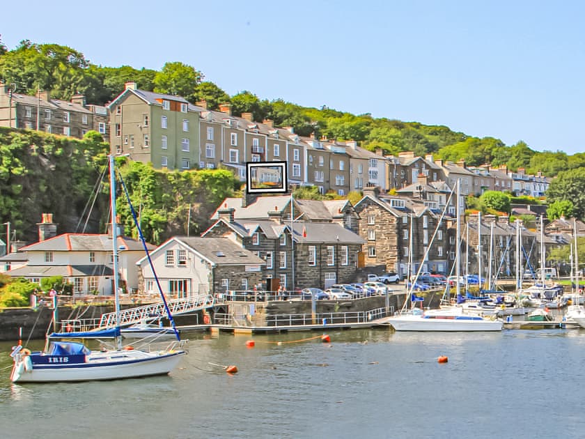 Surrounding area | Captain Jack’s, Porthmadog