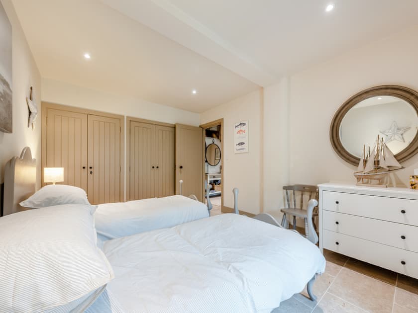 Twin bedroom | The Horse Gin, Blagdon, near Paignton