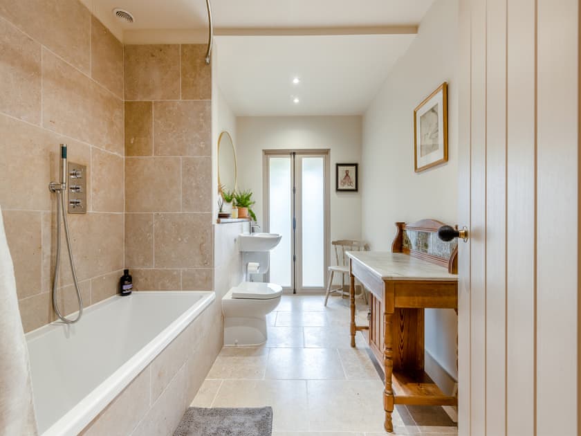 Bathroom | The Horse Gin, Blagdon, near Paignton