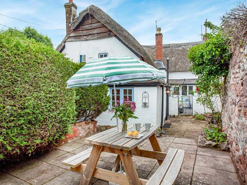 Sitting-out-area | Lobster Cottage, Holcombe, near Dawlish