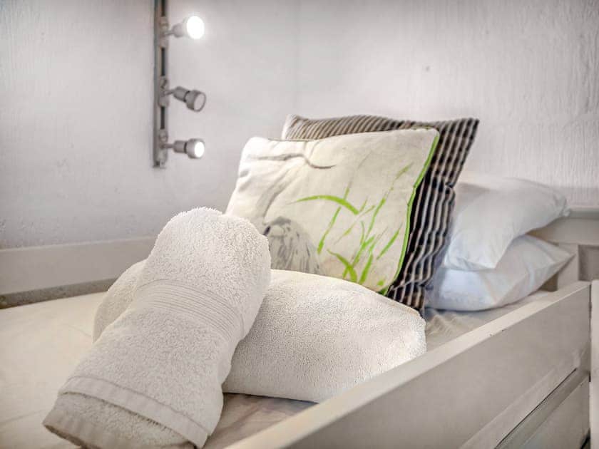 Bunk bedroom | Kirkstone Lodge, Inveruglass, near Kingussie