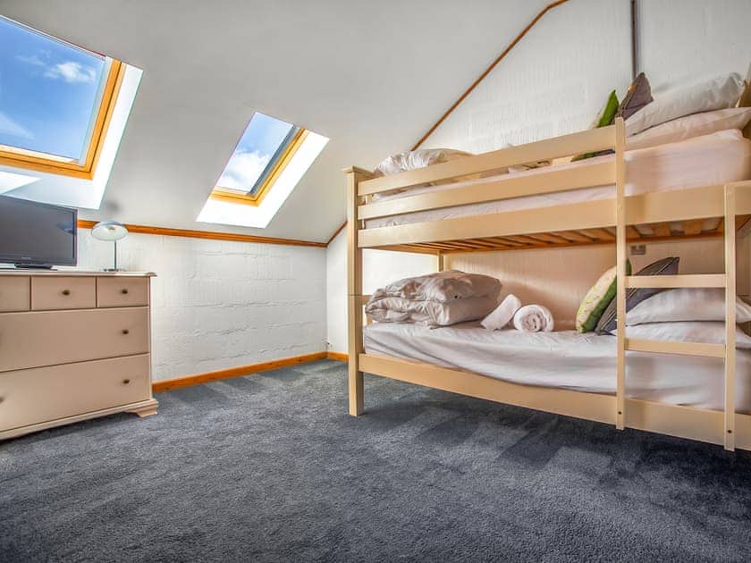 Bunk bedroom | Kirkstone Lodge, Inveruglass, near Kingussie