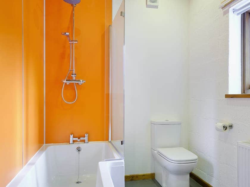 Bathroom | Kirkstone Lodge, Inveruglass, near Kingussie