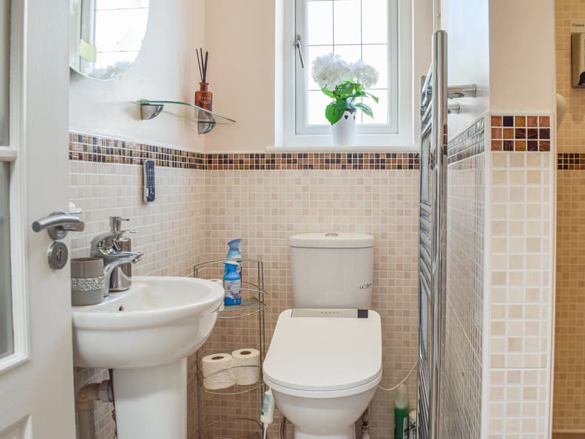 Bathroom | Lily Lodge, Almondbury, near Huddersfield