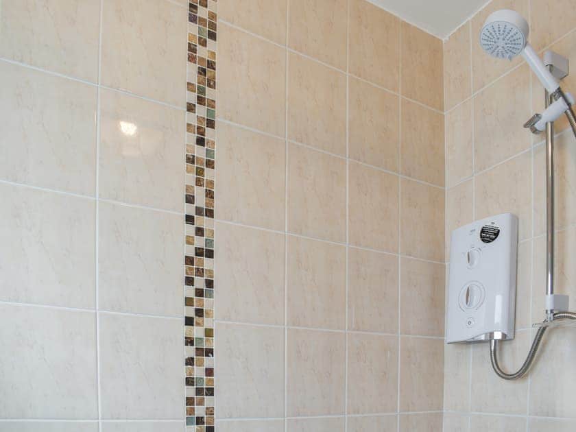 Bathroom | Llys Llewellyn, Kinmel Bay, near Rhyl