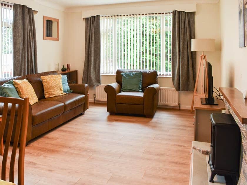 Living room/dining room | Gwynfa, Rhyl
