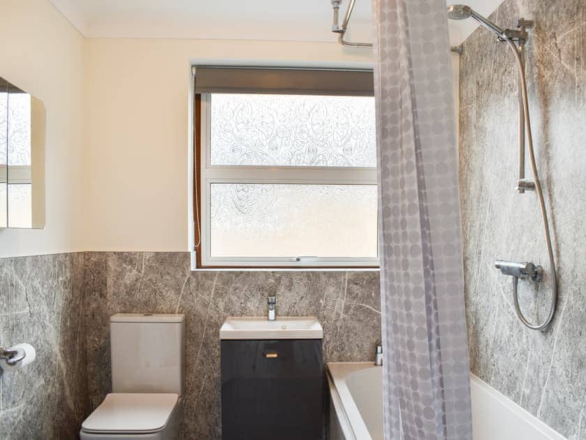 Bathroom | Gwynfa, Rhyl