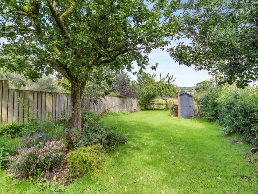 Garden | Wheelwright’s Cottage, Rodsley, near Ashbourne