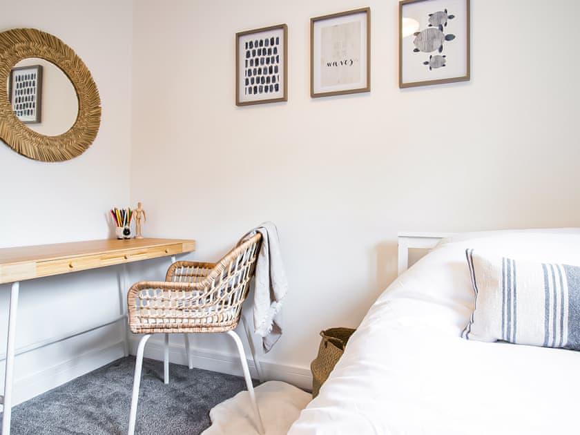 Single bedroom | Huckleberry, Newquay