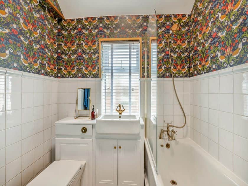 Shower room | Monty House, Saltburn-by the-Sea