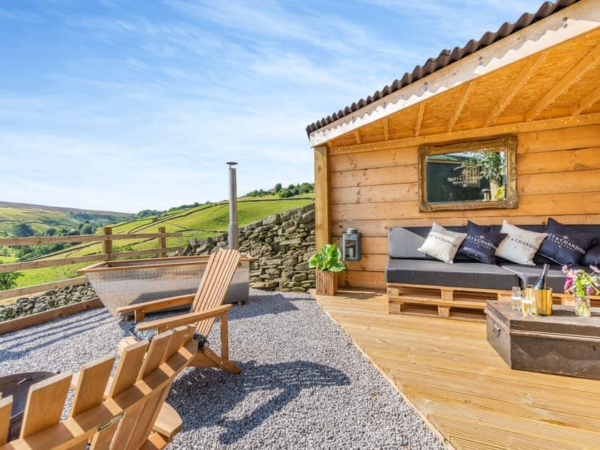 Outdoor area | Flossy’s View - Wuthering Huts, Oldfield, near Keighley