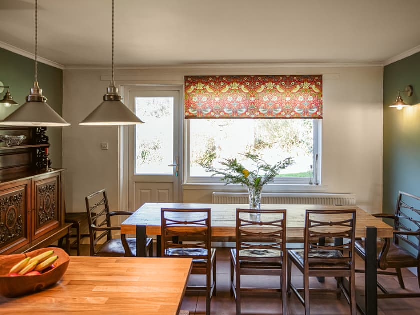 Dining area | Strathcashel Cottage, Rowardennan, near Balamaha