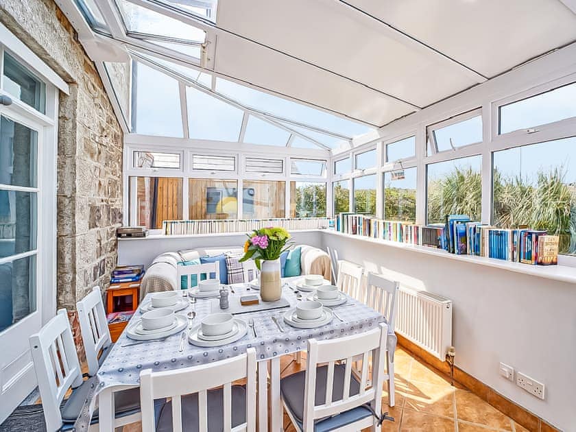 Conservatory/dining room  | The Light House, Gwithian