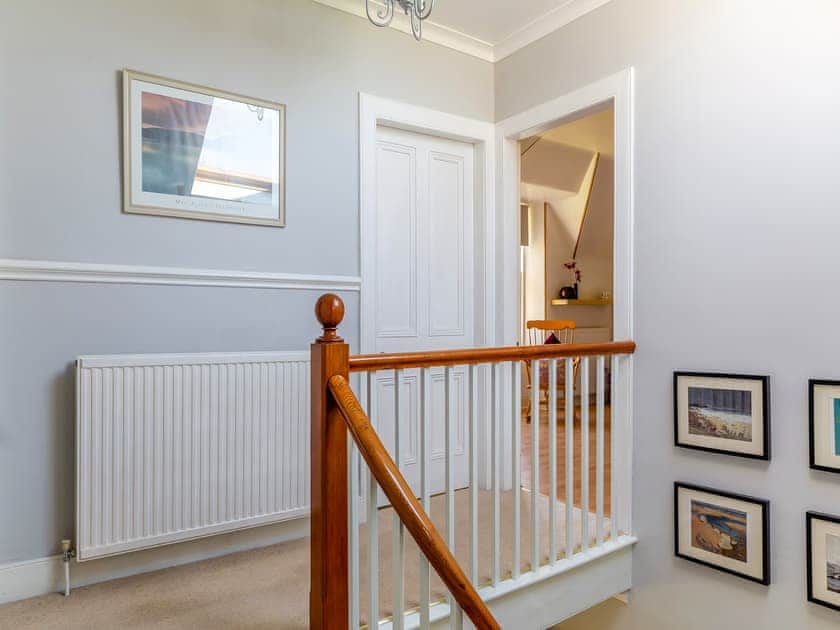 Landing | The Laurels, Forres