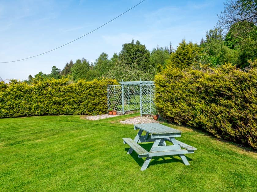 Garden and grounds | The Laurels, Forres