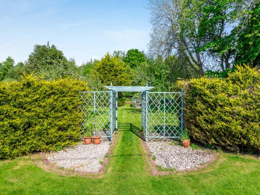 Garden and grounds | The Laurels, Forres