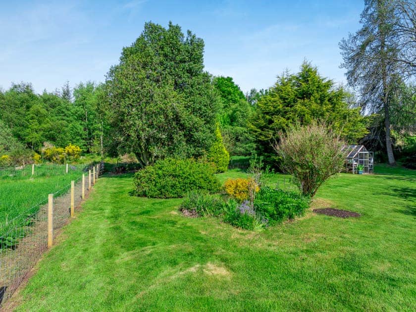 Garden and grounds | The Laurels, Forres