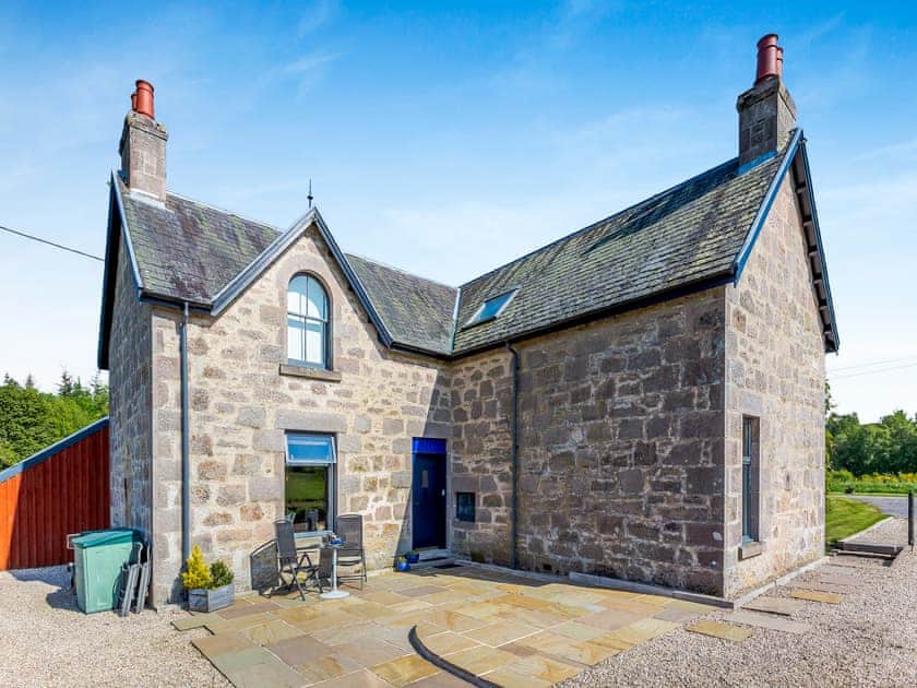 Exterior | The Laurels, Forres