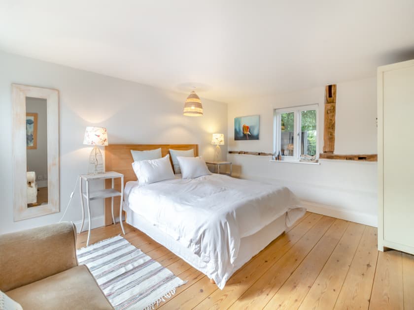 Double bedroom | Linen Post Barn, Debenham, near Stowmarket