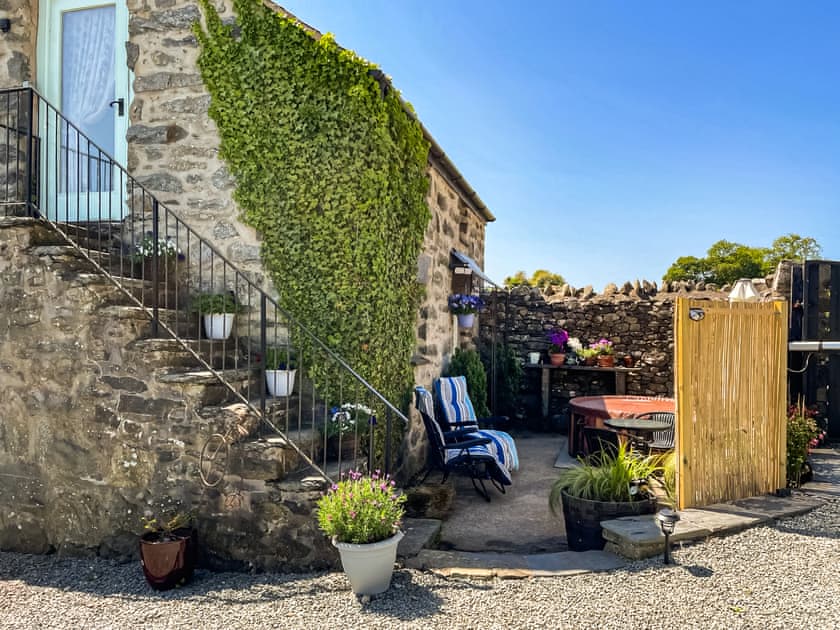 Exterior | Ty Capel, Llanrwst