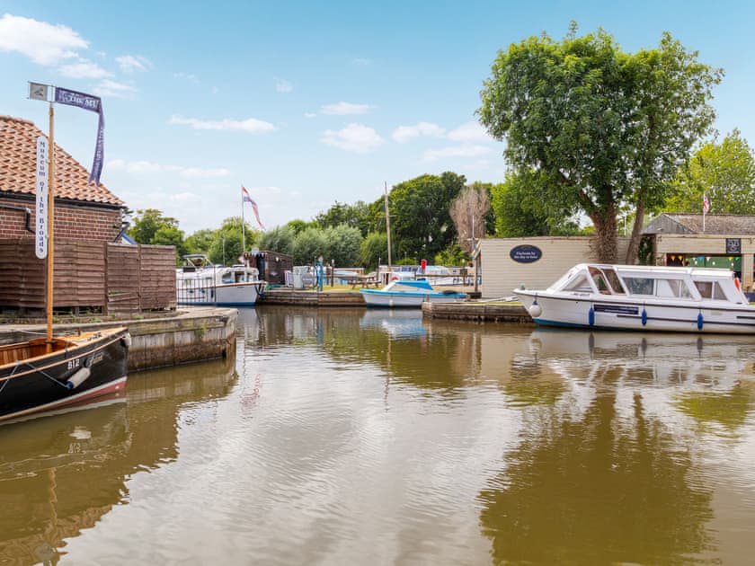 Surrounding area | Norfolk Broads Cottage, Stalham Staithe