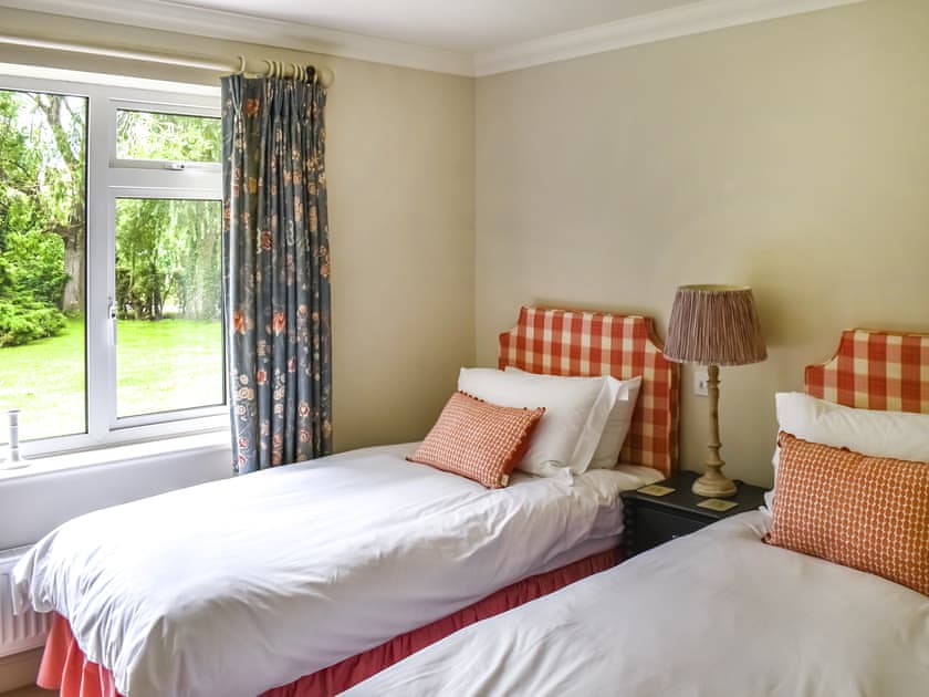 Twin bedroom | An Croke, Bury St Edmunds