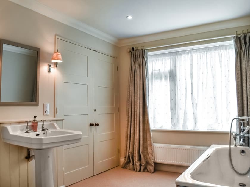 Bathroom | An Croke, Bury St Edmunds