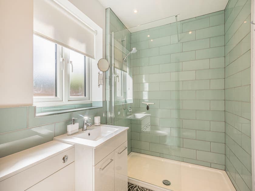 Shower room | Cromer Cottage, East Runton, near Cromer