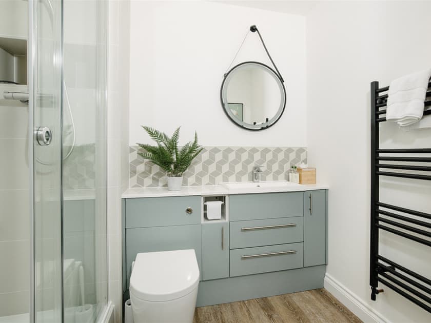 Bathroom | 50 Bredon Court - Bredon Court, Newquay