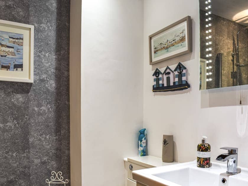 Shower room | Kingfishers Rest, Haverigg