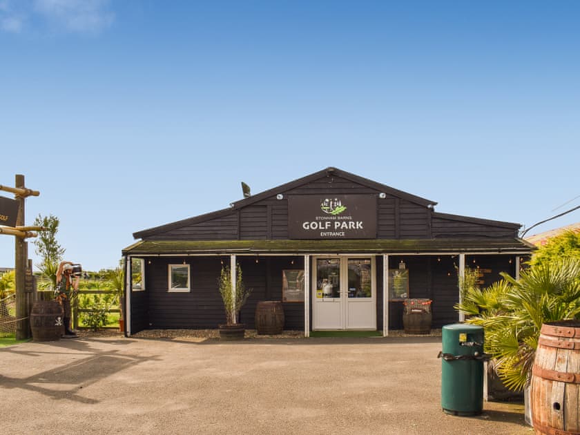 On-site amenities | Lodge 38, Stowmarket