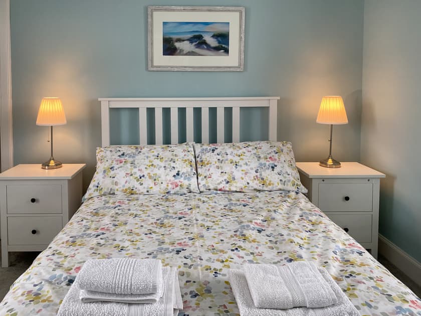 Double bedroom | Kilfillan Cottage, Garlieston, near Wigtown