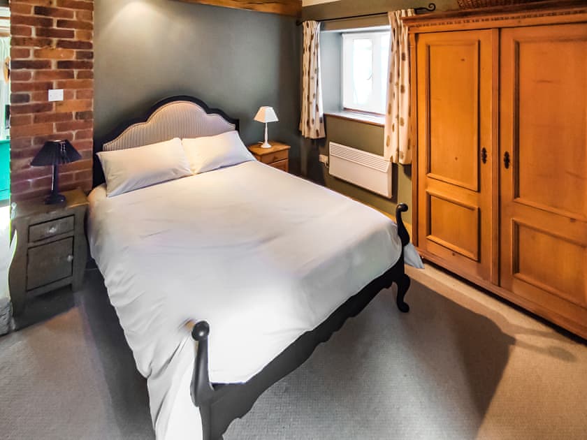 Double bedroom | Homer’s Cottage, Cucklington, near Wincanton