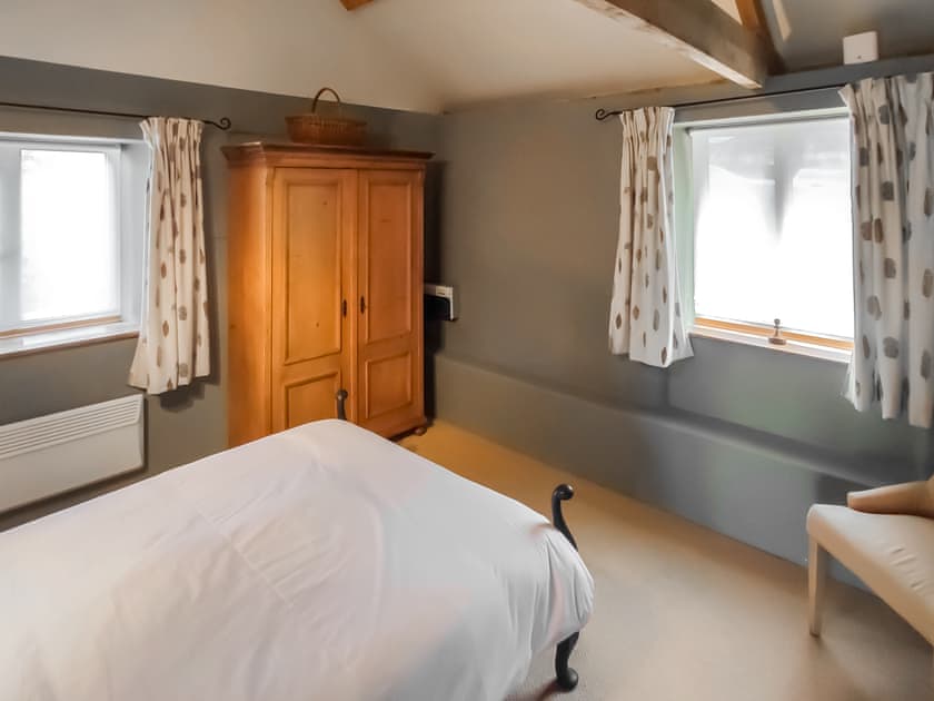 Double bedroom | Homer’s Cottage, Cucklington, near Wincanton