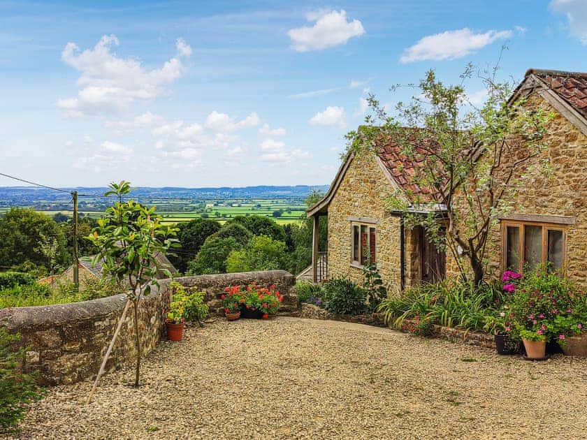 Exterior | Homer’s Cottage, Cucklington, near Wincanton