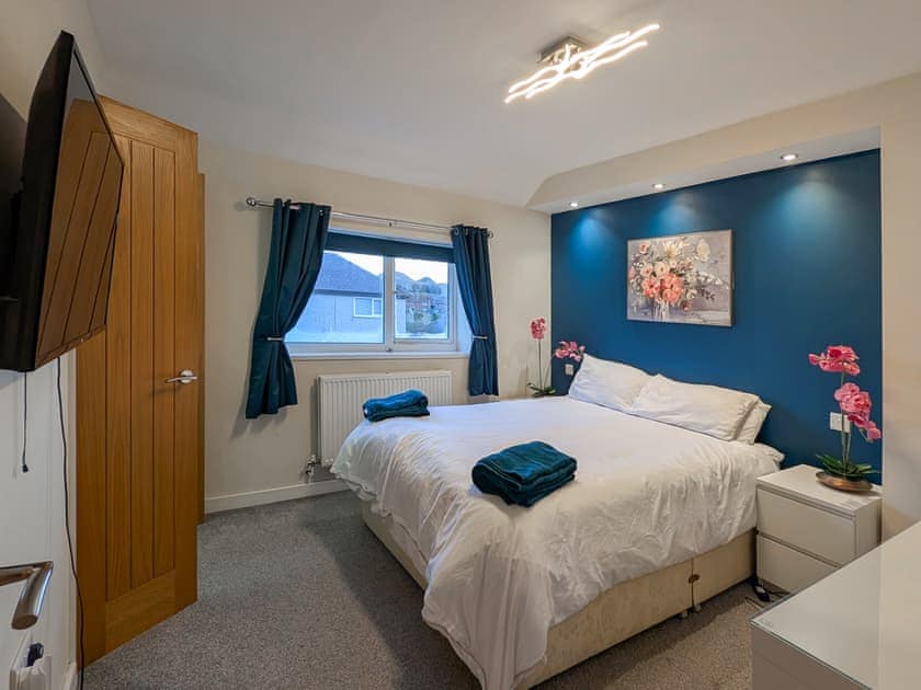 King bedroom | Afallon, Conwy