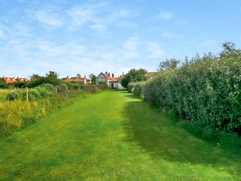 Garden | Greenrush Cottage, Blakeney, near Holt