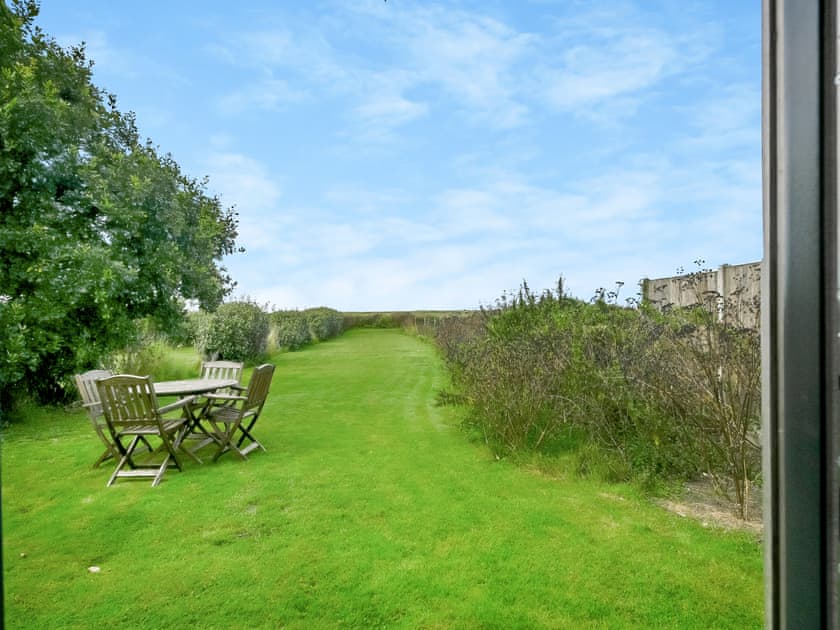 Garden | Greenrush Cottage, Blakeney, near Holt