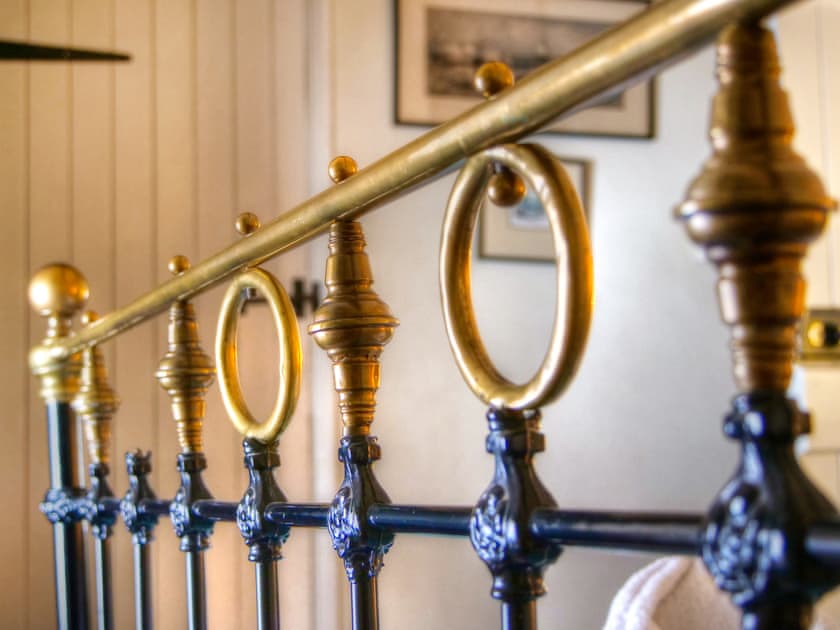 Comfortable double bedroom with en-suite | The Oval, Dunster