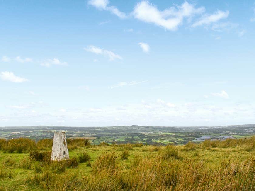 Surrounding area | Llandremor Fawr Cottage - Llandremor Fawr Holidays, Pontarddulais