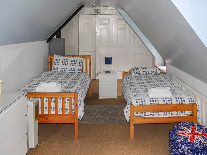 Twin bedroom | Silverland, Hordle, near Lymington