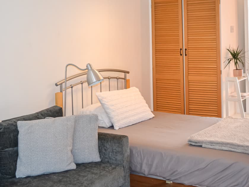 Double bedroom | Douneside Cottage, Inverness